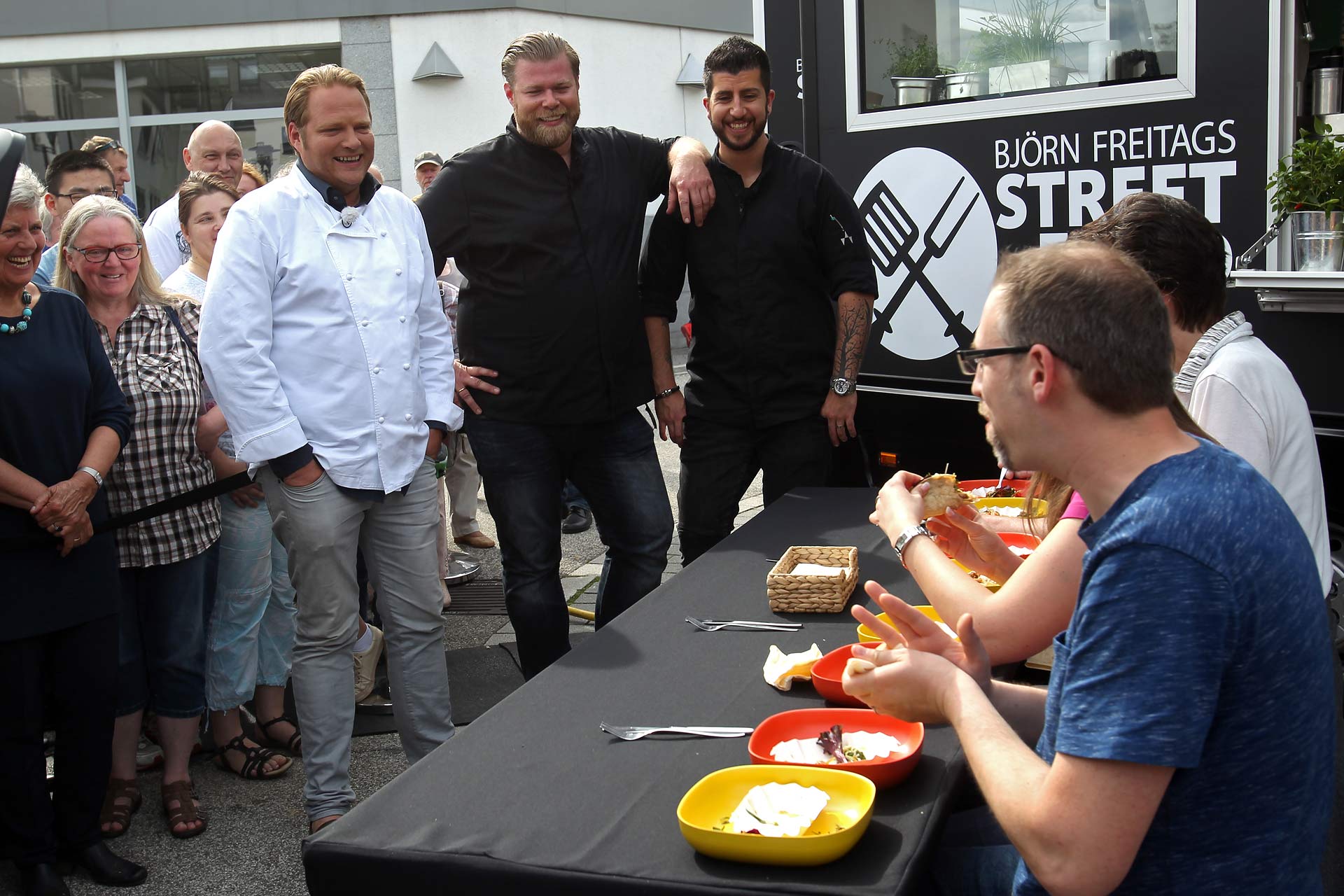 Wiehler Streetfood-Event: Kochduell mit Björn Freitag