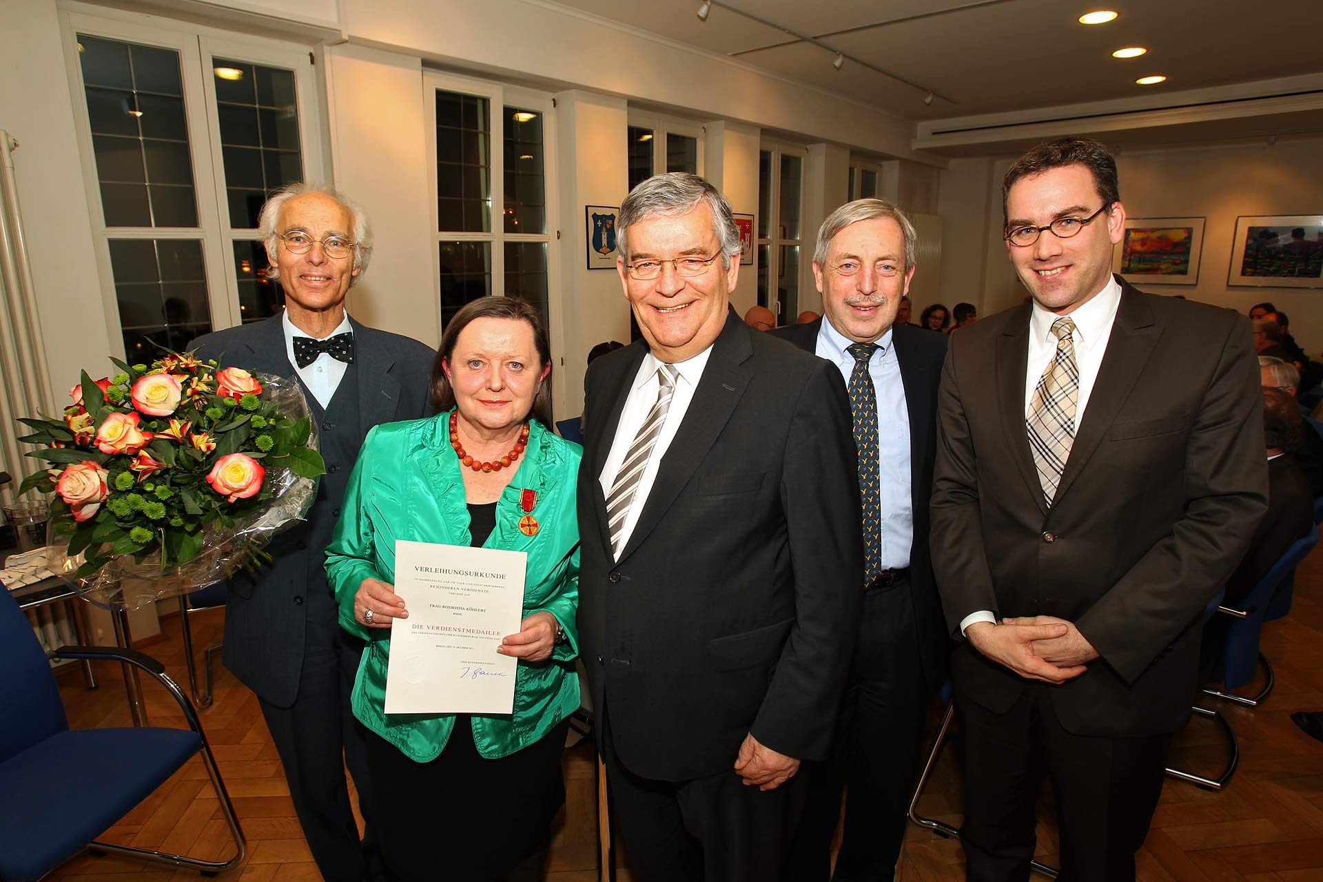 Roswitha Köhlert wurde mit Verdienstmedaille des Verdienstordens der Bundesrepublik Deutschland ausgezeichnet