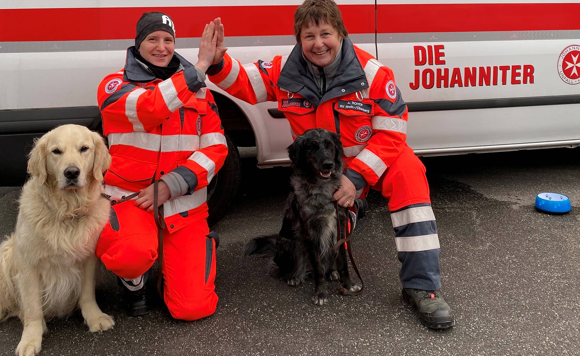 Zwei weitere geprüfte Rettungshundeteams in der Johanniter Rettungshundestaffel Rhein.-/Oberberg
