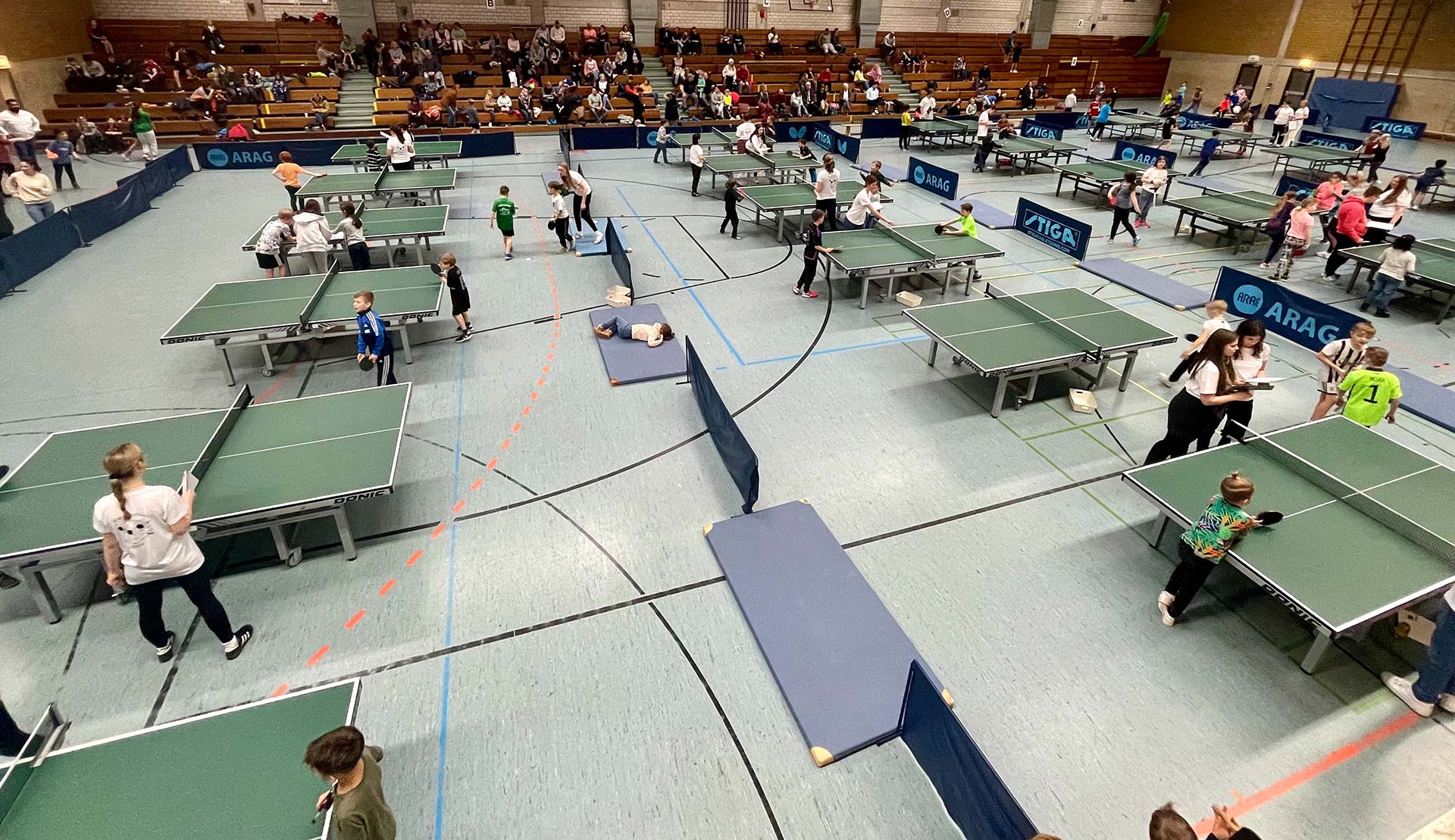 Mehr als 100 begeisterte Teilnehmer bei der Tischtennis-Minimeisterschaft 2024
